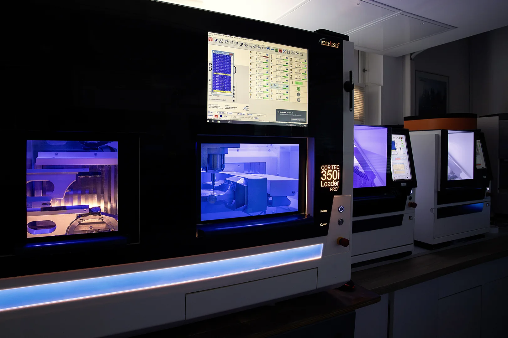 CAD/CAM-Fräsanlage im Bridge Dental Labor